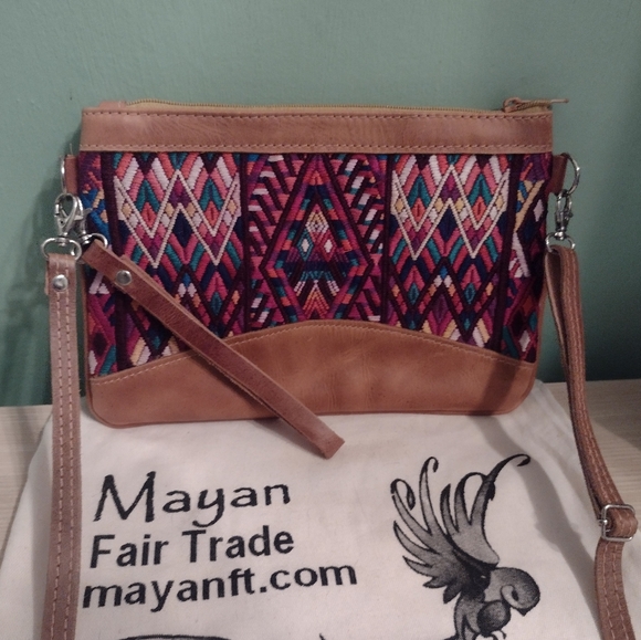 Mayan Fair Trade Guatemalan Handmade Crossbody - Picture 11 of 15
